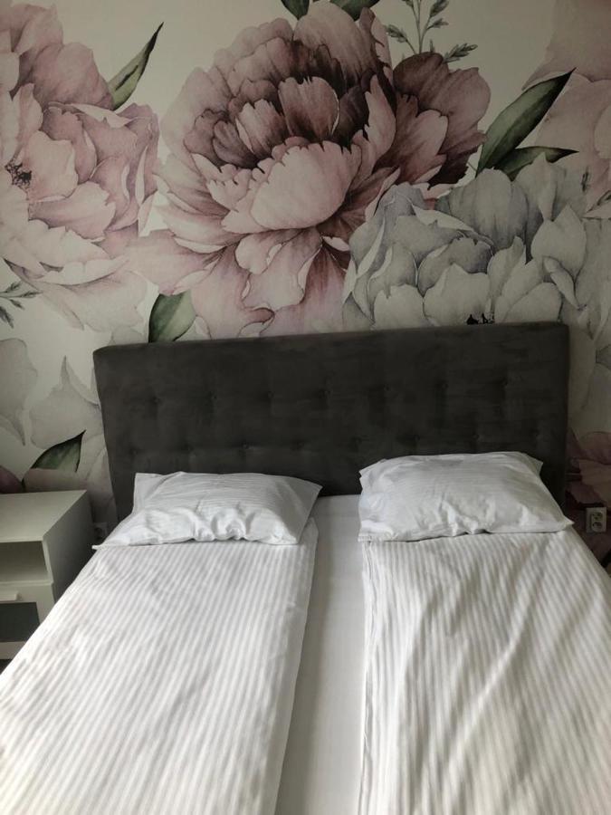 Apartament Rodzinny Z Ogrodkiem Гданск Екстериор снимка